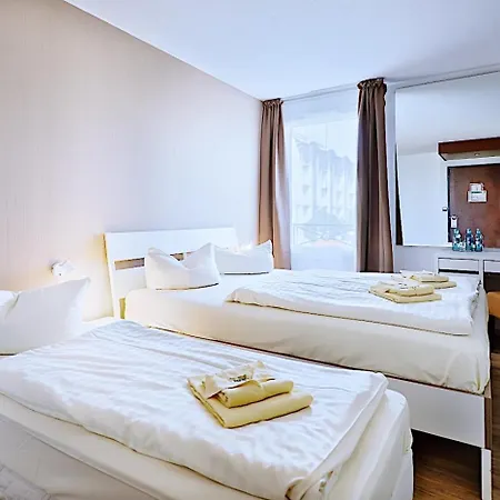 Otel Regiohotel Leipzig West 3*