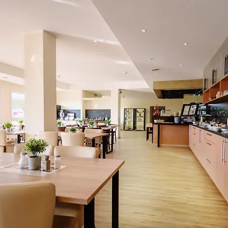 Regiohotel Leipzig West Otel 3*